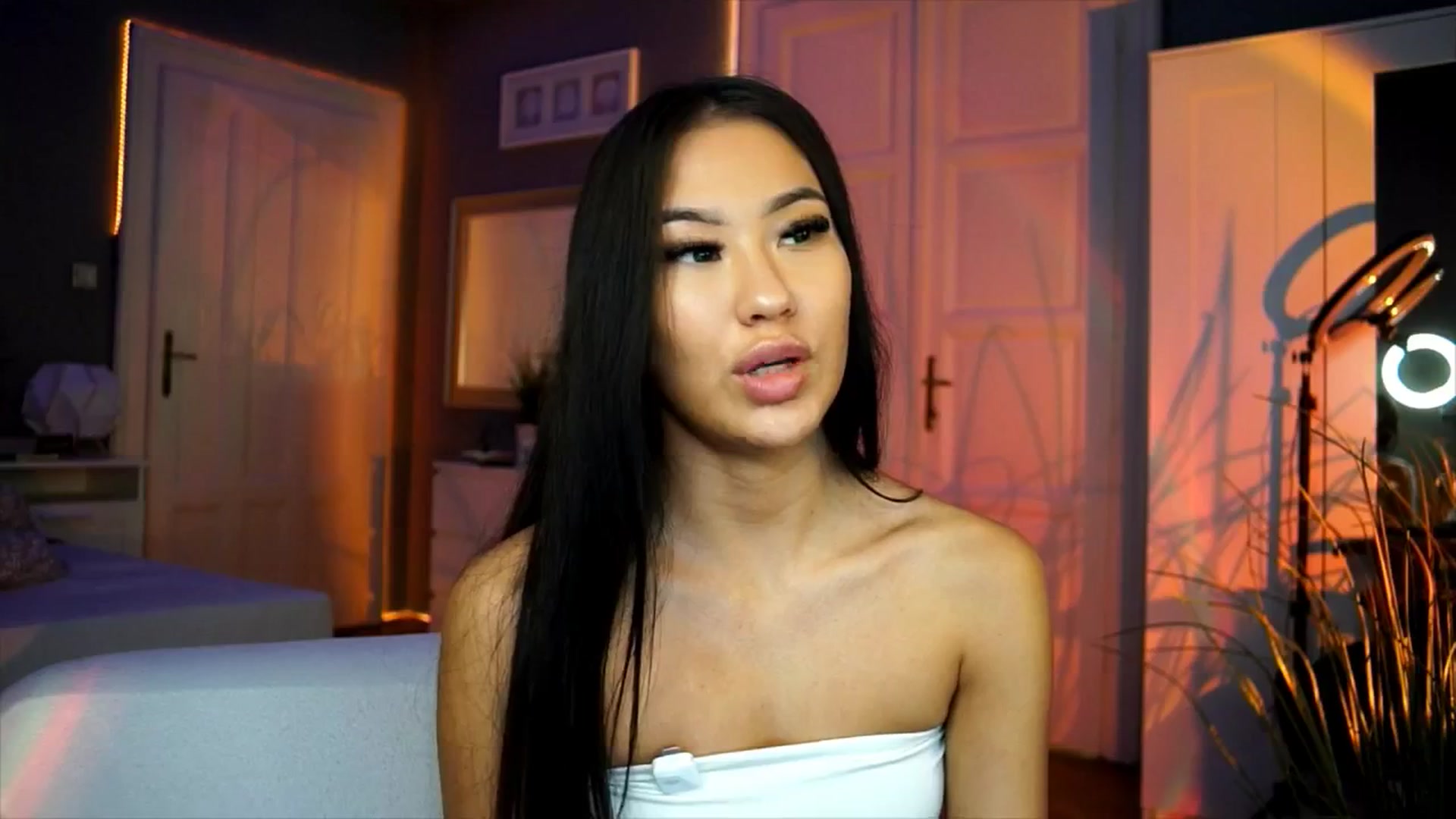 Gallery image thumbnail from MaiStream's myfreecams stream on, 11/13/2025, 19:30 image 4 of 20