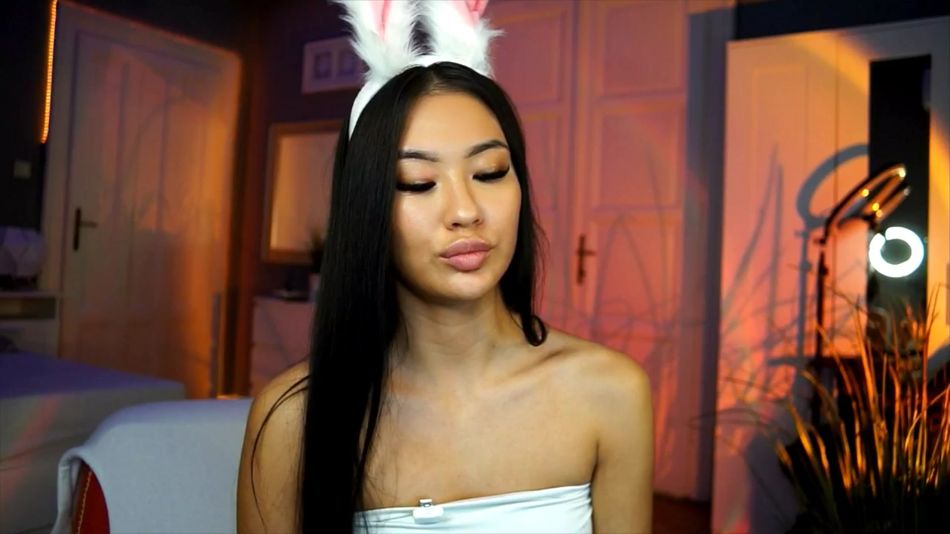 Gallery image thumbnail from MaiStream's myfreecams stream on, 11/13/2025, 20:18 image 16 of 20