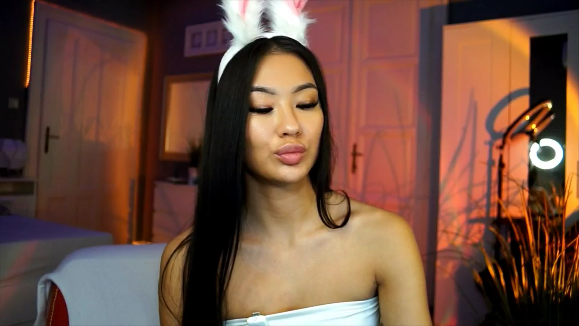 Gallery image thumbnail from MaiStream's myfreecams stream on, 11/13/2025, 20:18 image 10 of 20