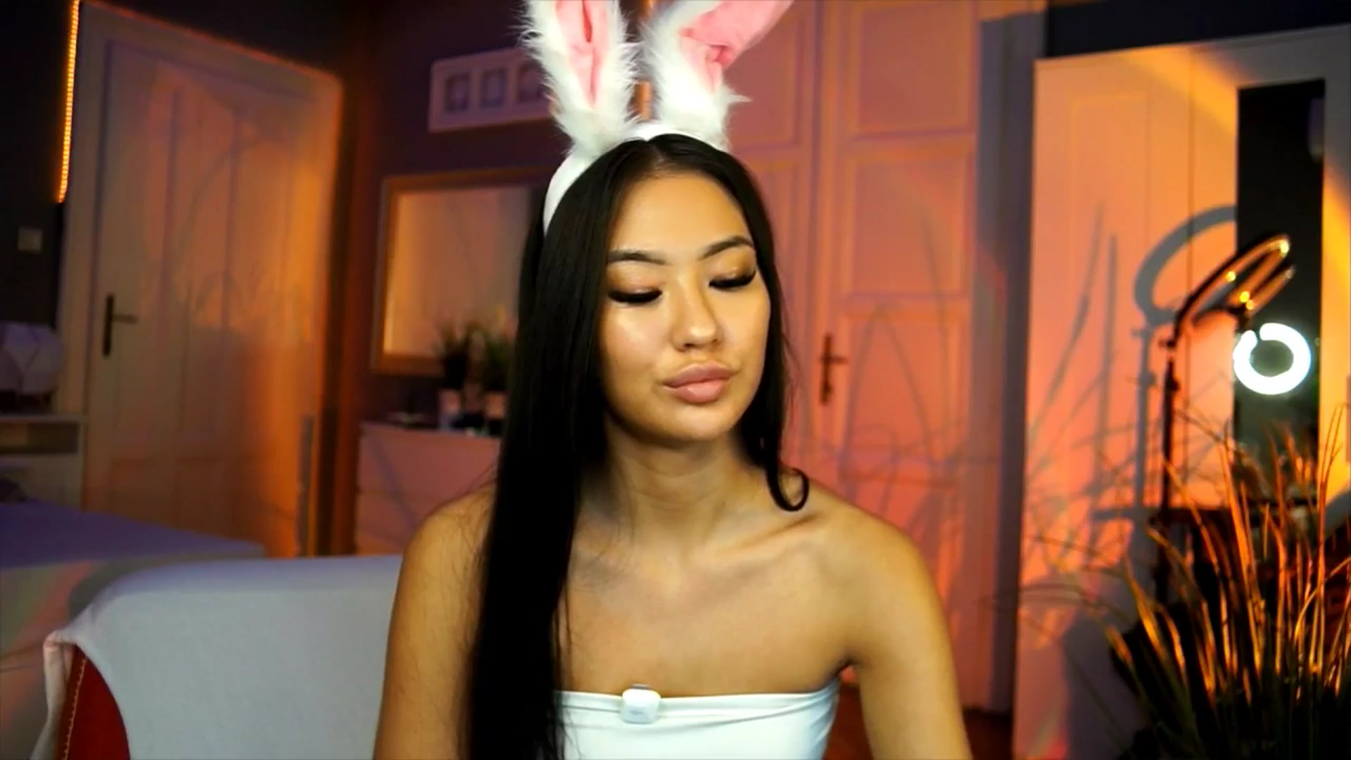 Gallery image thumbnail from MaiStream's myfreecams stream on, 11/13/2025, 21:32 image 13 of 20