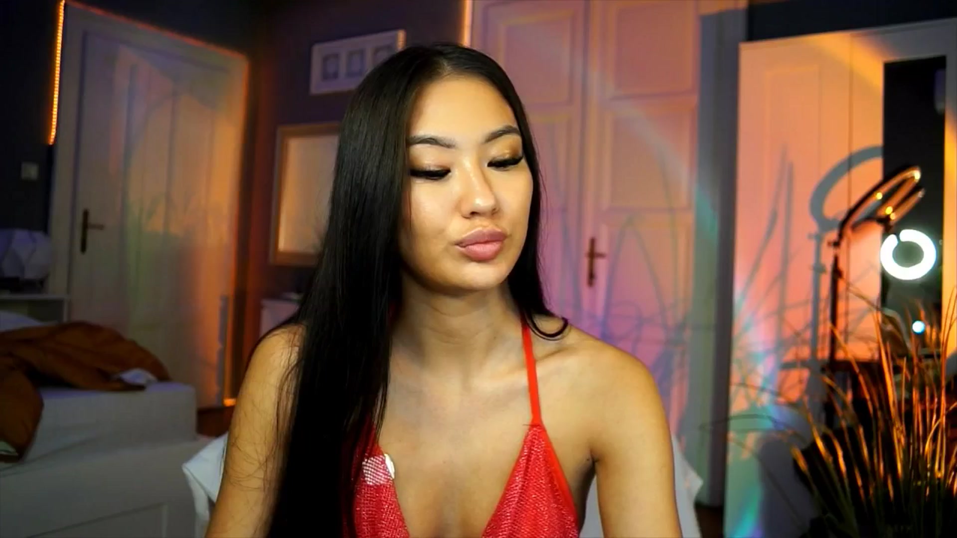 Gallery image thumbnail from MaiStream's myfreecams stream on, 11/14/2025, 21:17 image 17 of 20
