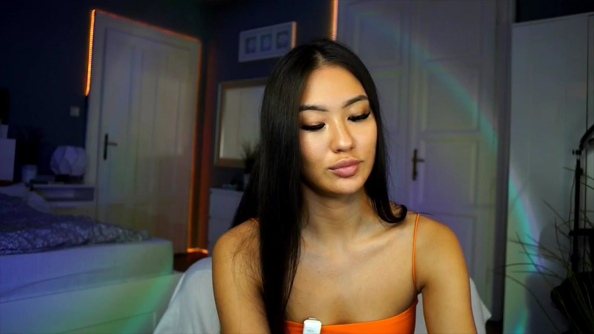 Gallery image thumbnail from MaiStream's myfreecams stream on, 11/16/2025, 17:27 image 6 of 20
