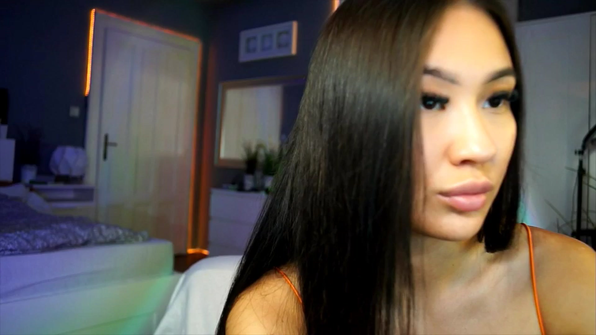 Gallery image thumbnail from MaiStream's myfreecams stream on, 11/16/2025, 17:27 image 16 of 20