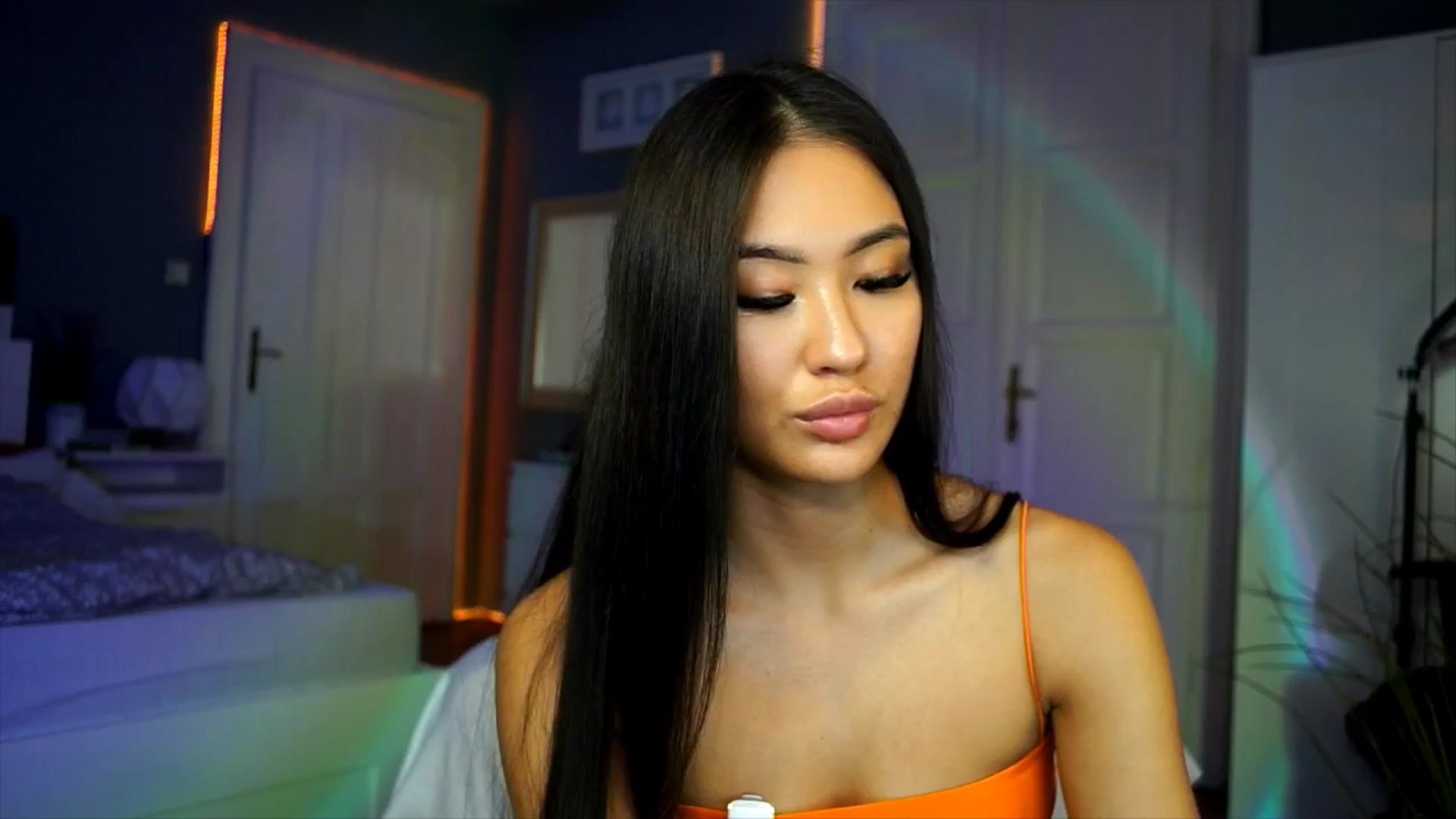 Gallery image thumbnail from MaiStream's myfreecams stream on, 11/16/2025, 17:27 image 19 of 20
