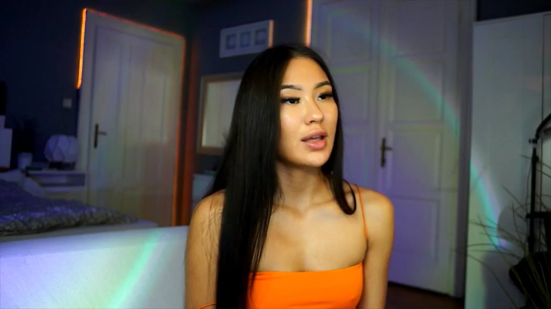 Gallery image thumbnail from MaiStream's myfreecams stream on, 11/16/2025, 18:21 image 9 of 20