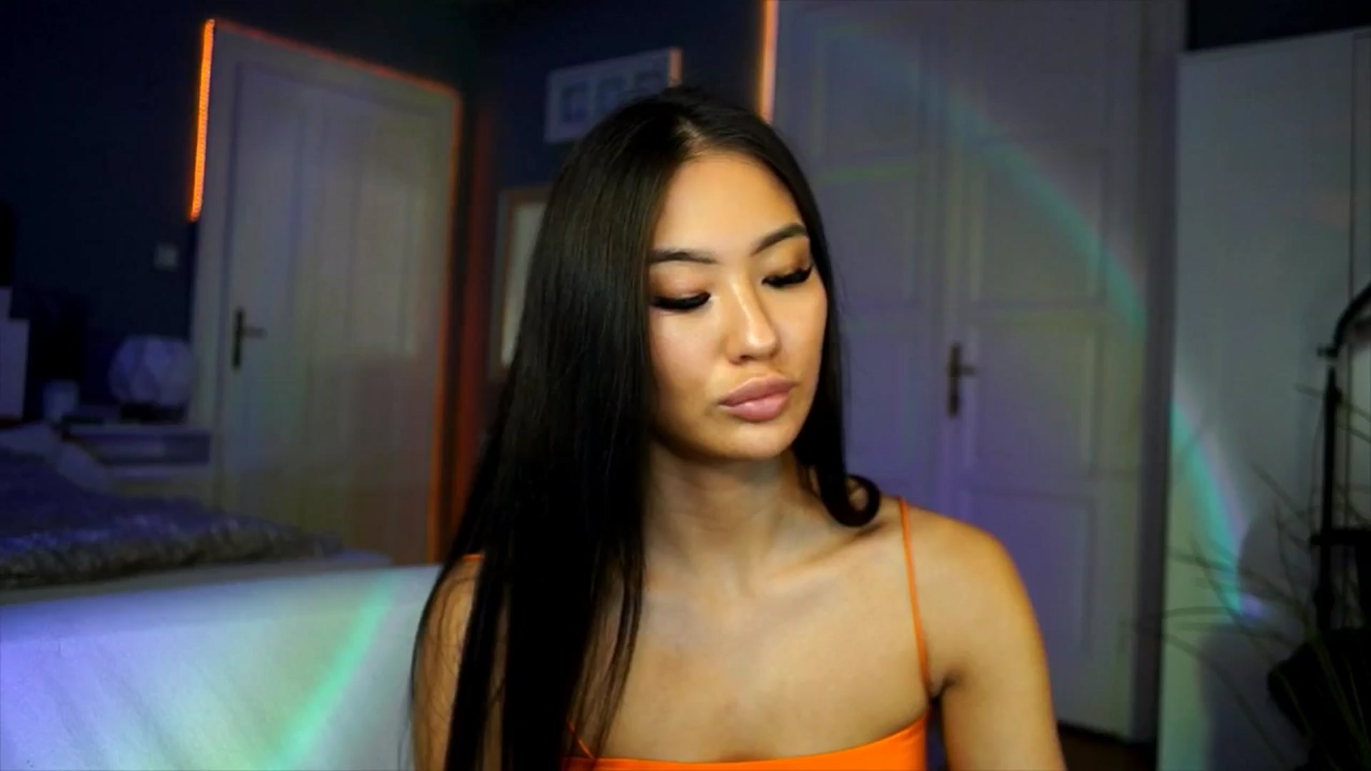 Gallery image thumbnail from MaiStream's myfreecams stream on, 11/16/2025, 18:21 image 6 of 20