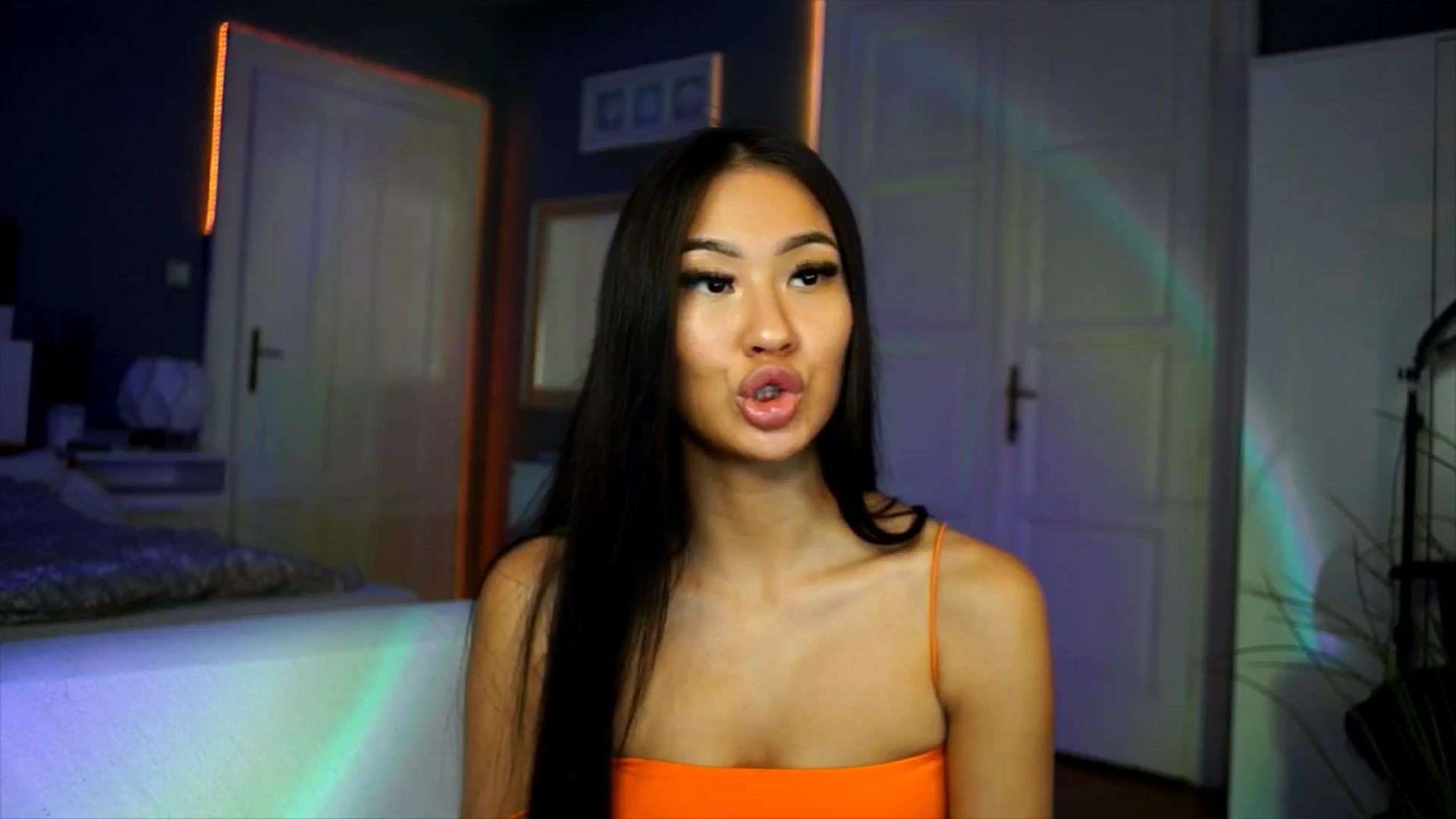 Gallery image thumbnail from MaiStream's myfreecams stream on, 11/16/2025, 18:21 image 13 of 20