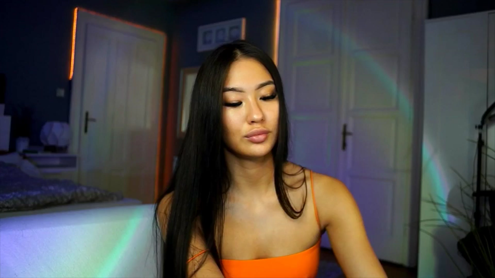 Gallery image thumbnail from MaiStream's myfreecams stream on, 11/16/2025, 18:21 image 14 of 20