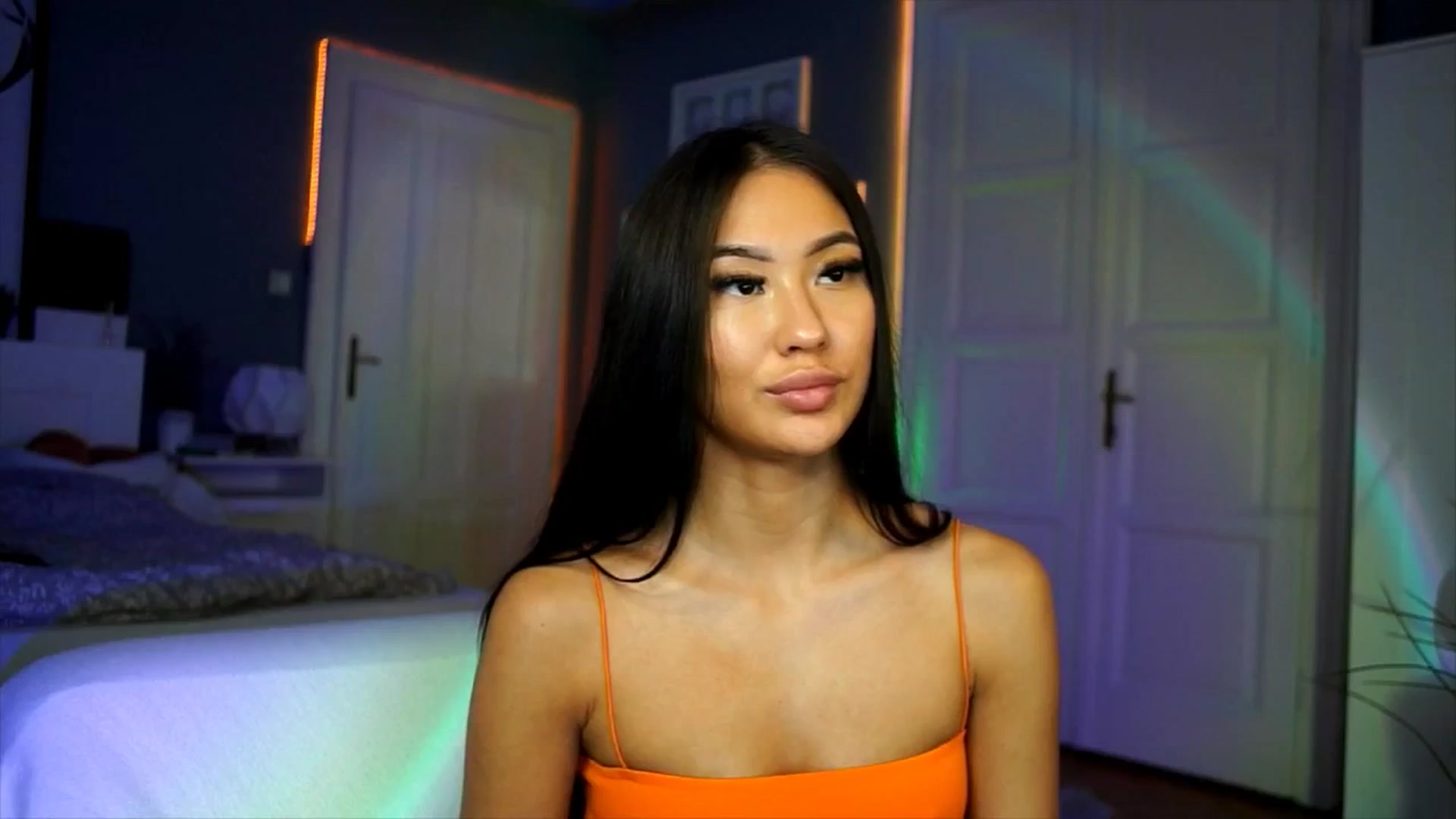 Gallery image thumbnail from MaiStream's myfreecams stream on, 11/16/2025, 19:28 image 7 of 20