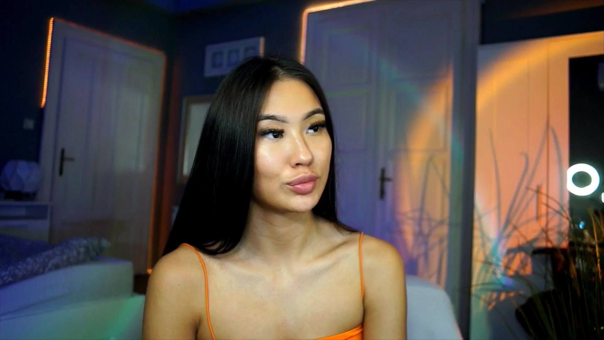 Gallery image thumbnail from MaiStream's myfreecams stream on, 11/16/2025, 22:22 image 5 of 20
