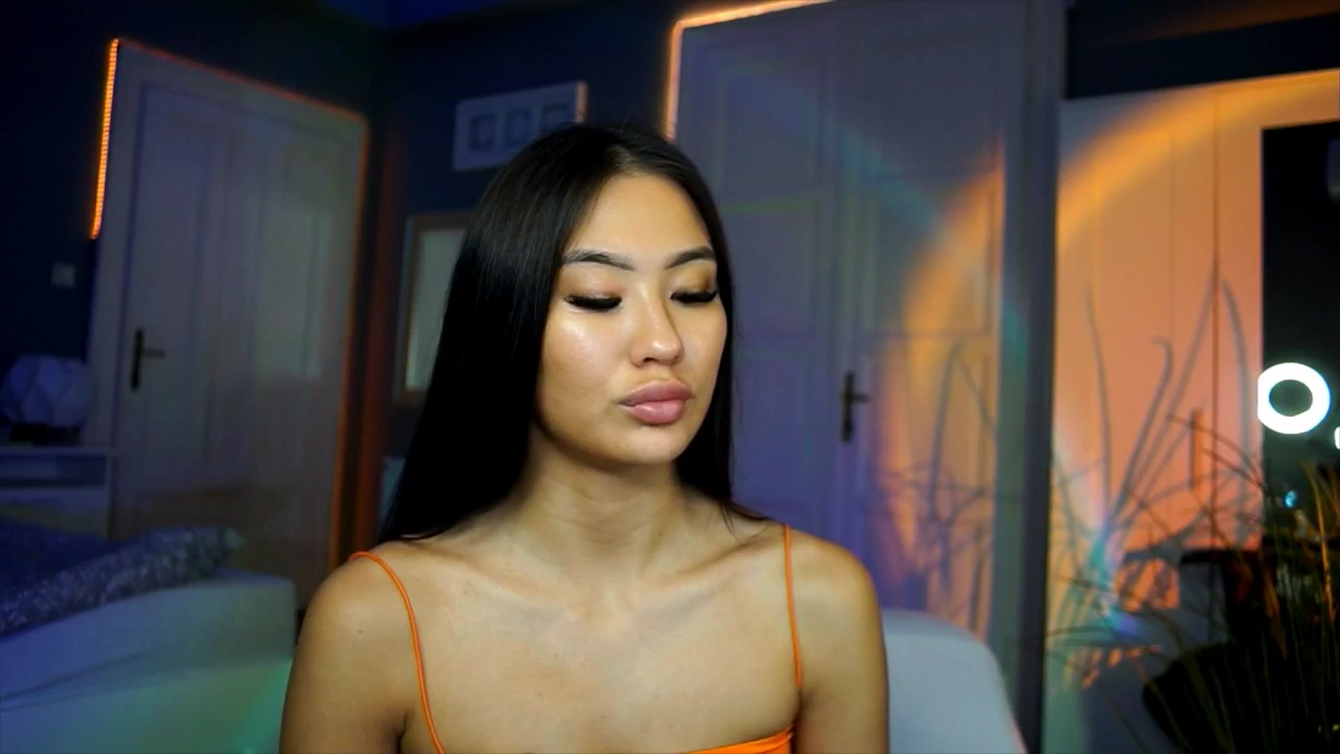 Gallery image thumbnail from MaiStream's myfreecams stream on, 11/16/2025, 22:22 image 18 of 20