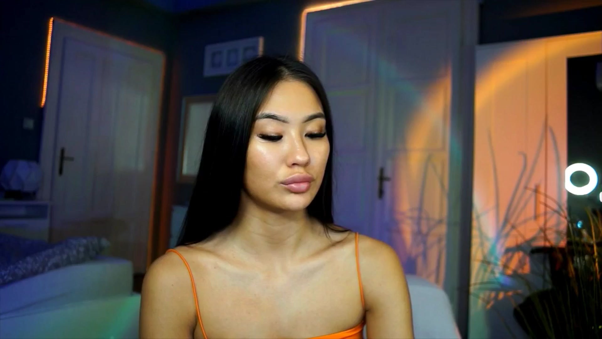 Gallery image thumbnail from MaiStream's myfreecams stream on, 11/16/2025, 22:22 image 16 of 20