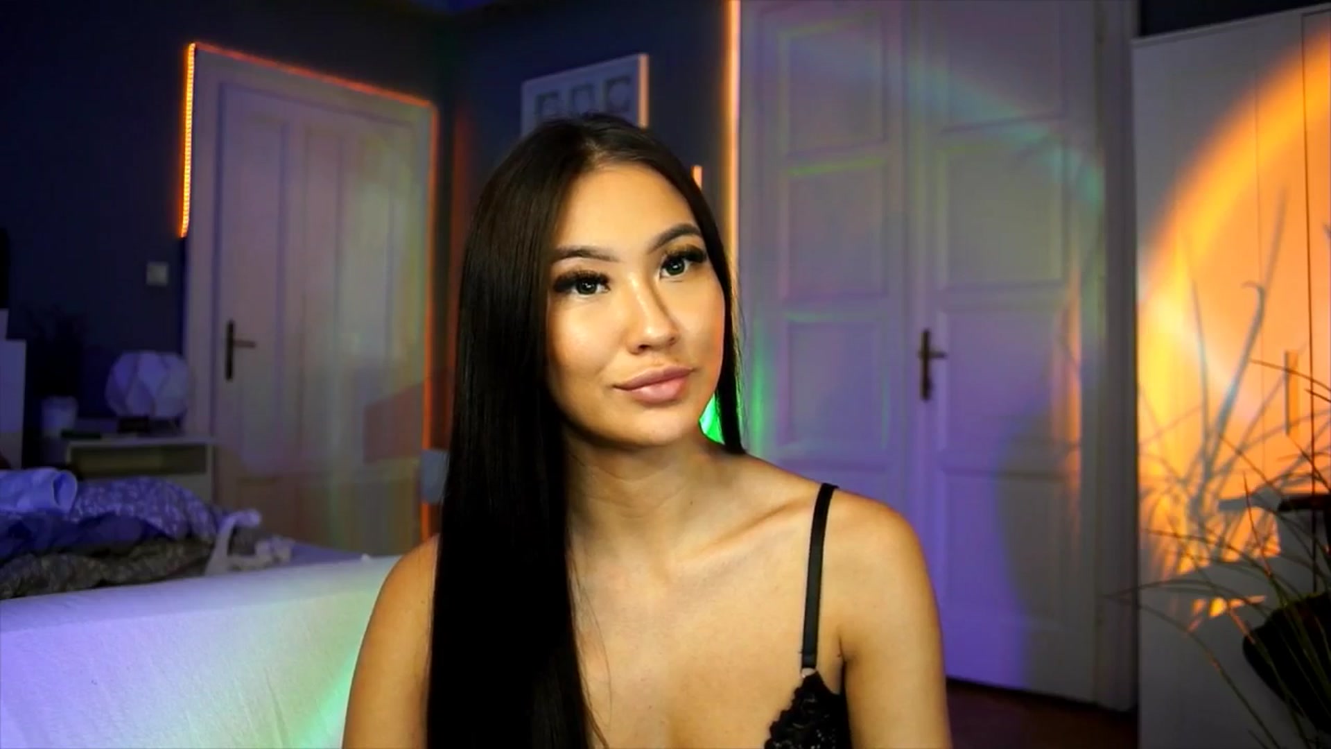 Gallery image thumbnail from MaiStream's myfreecams stream on, 11/17/2025, 21:36 image 11 of 20