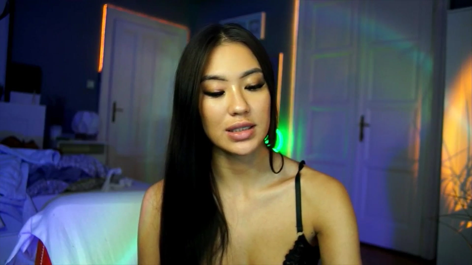 Gallery image thumbnail from MaiStream's myfreecams stream on, 11/17/2025, 22:48 image 8 of 20