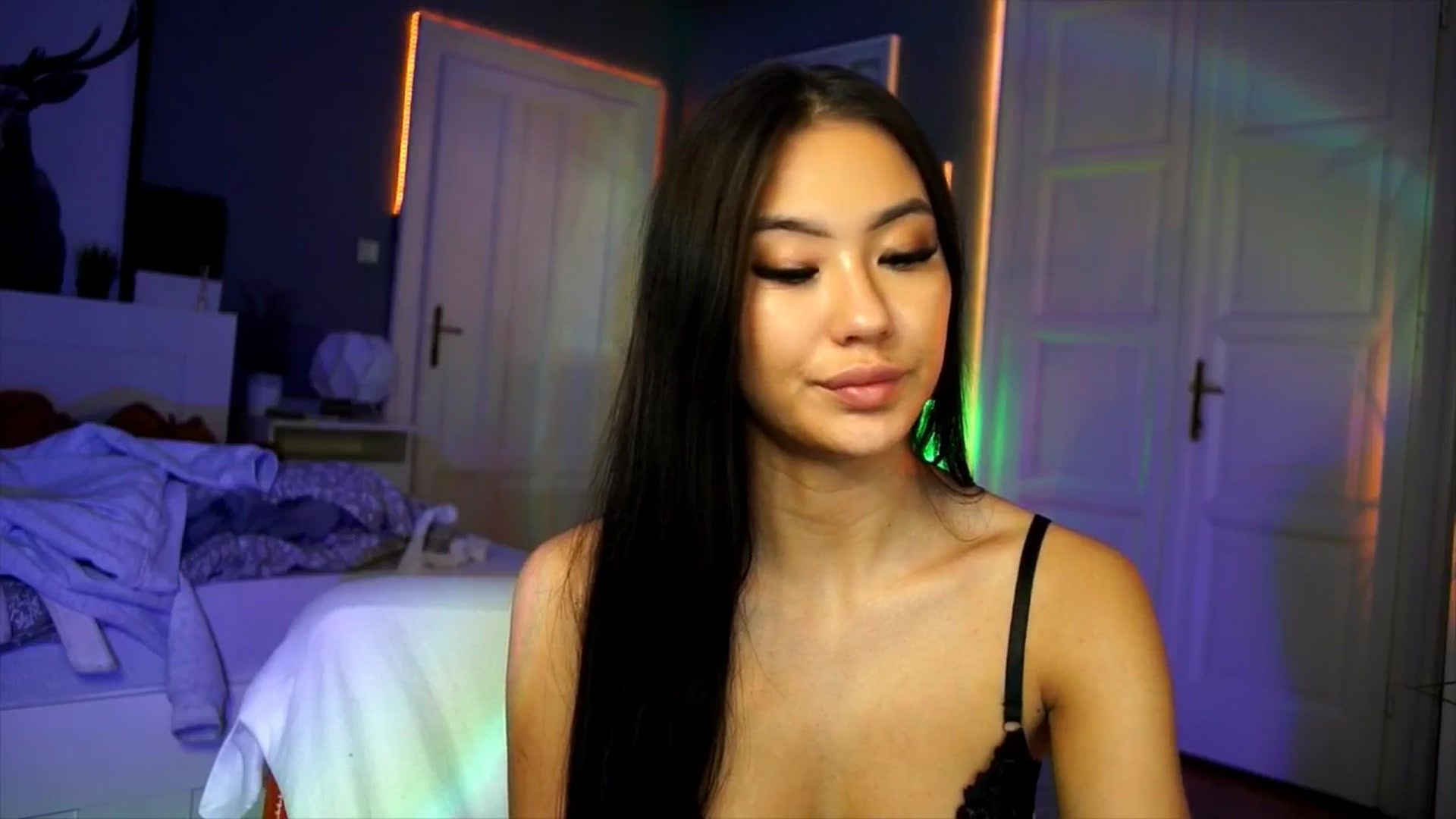 Gallery image thumbnail from MaiStream's myfreecams stream on, 11/17/2025, 23:30 image 20 of 20