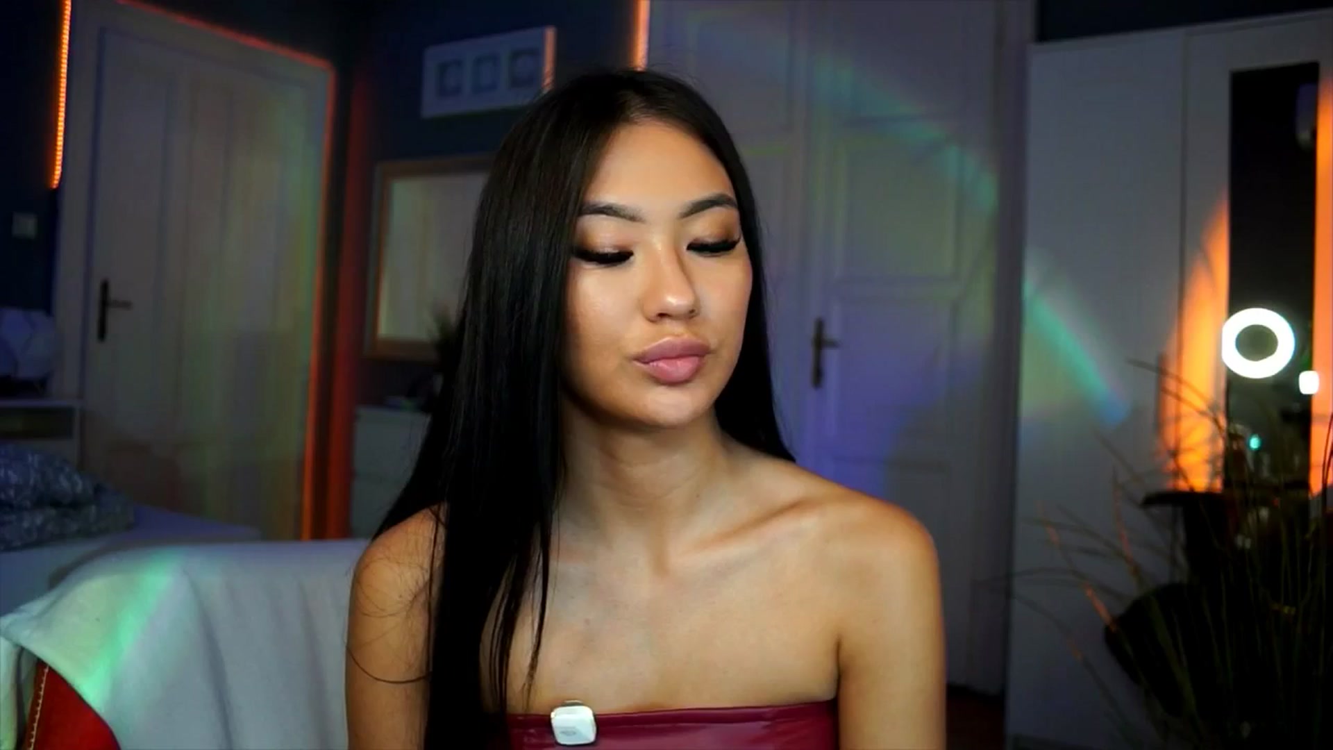 Gallery image thumbnail from MaiStream's myfreecams stream on, 11/18/2025, 21:52 image 12 of 20