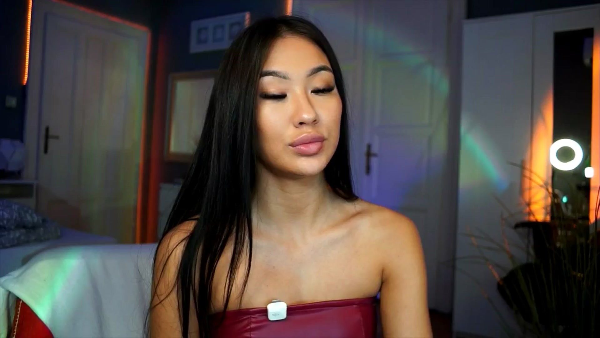 Gallery image thumbnail from MaiStream's myfreecams stream on, 11/18/2025, 21:52 image 6 of 20