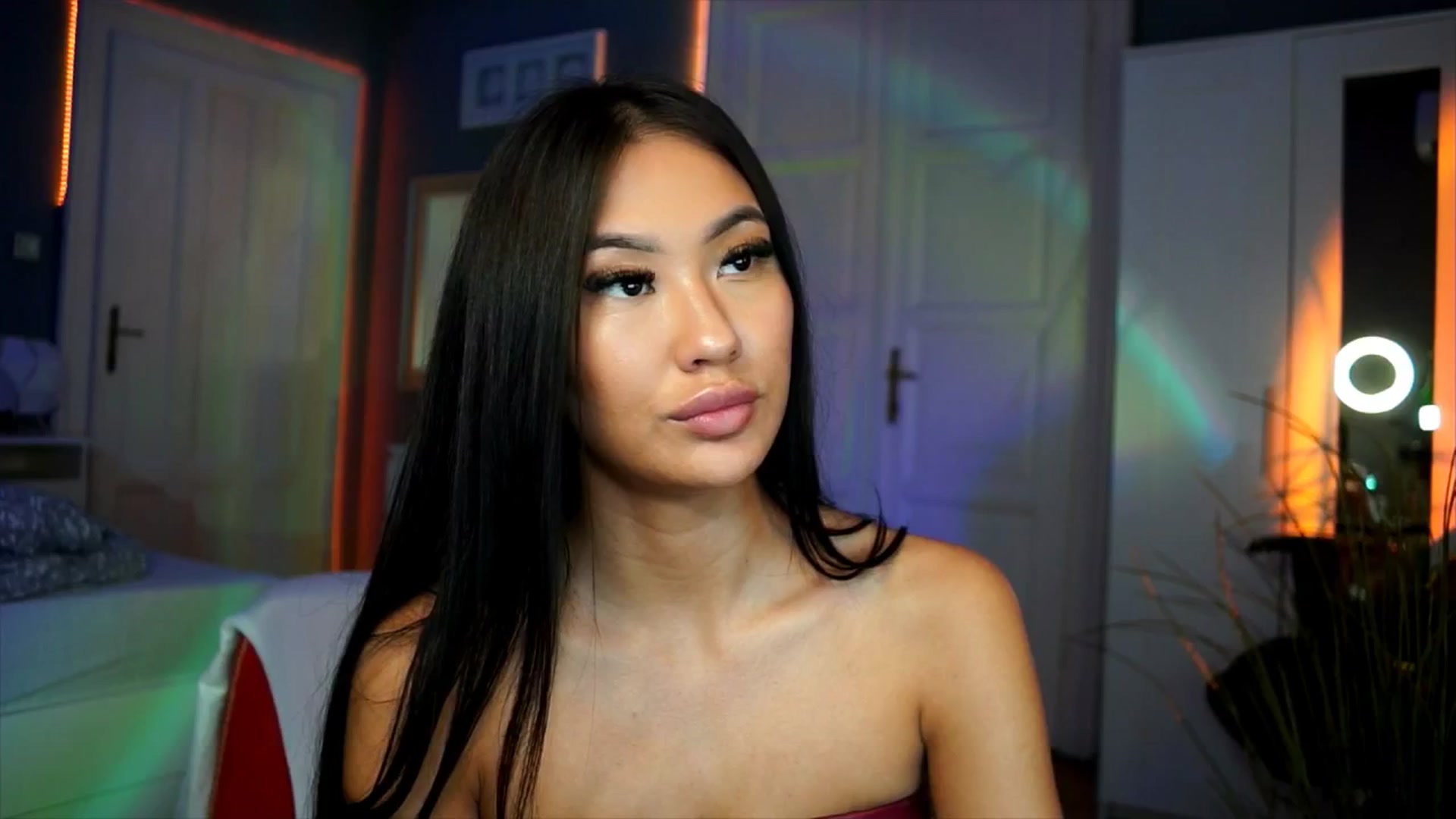 Gallery image thumbnail from MaiStream's myfreecams stream on, 11/18/2025, 21:52 image 2 of 20