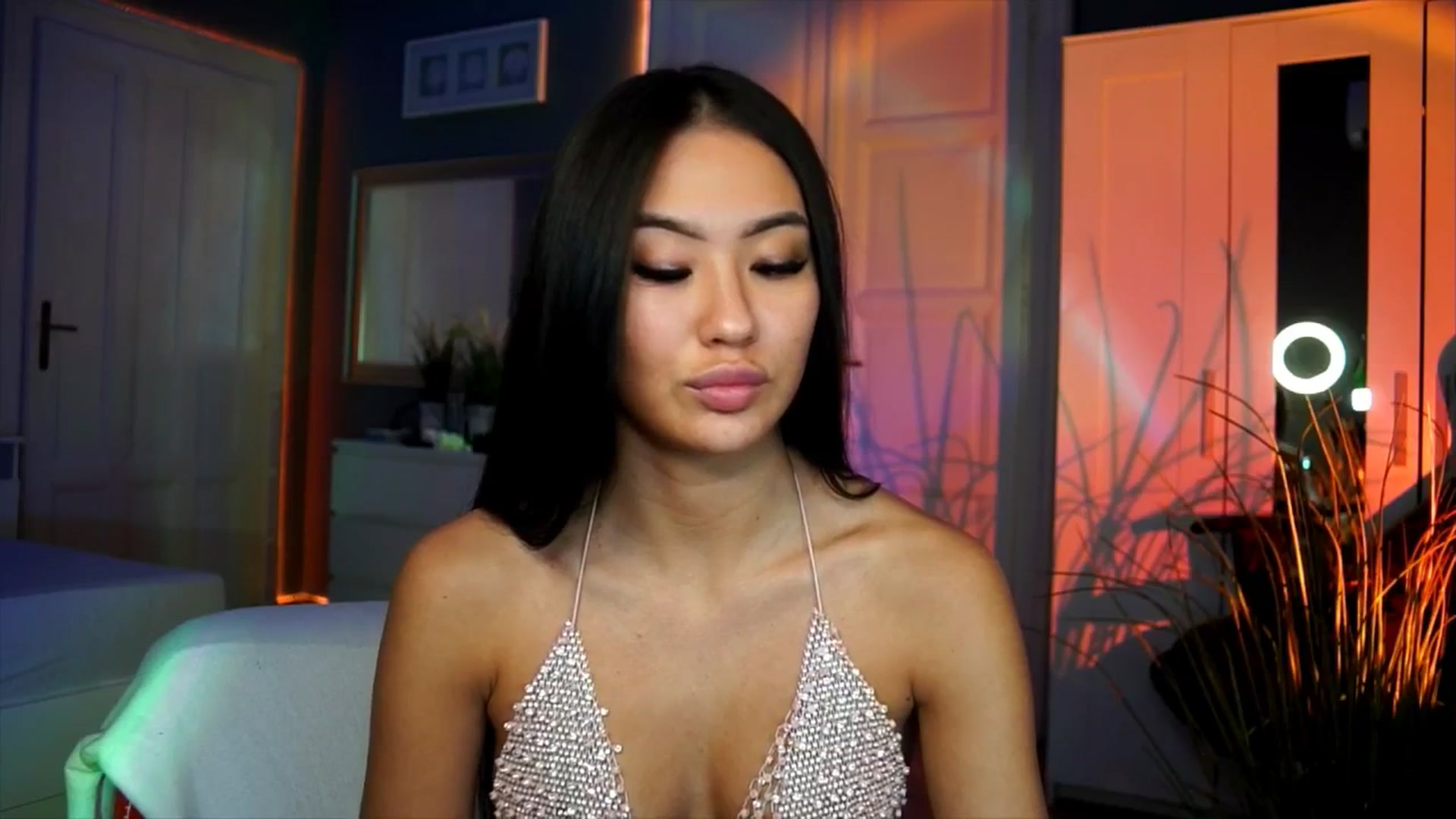 Gallery image thumbnail from MaiStream's myfreecams stream on, 11/19/2025, 20:45 image 4 of 20