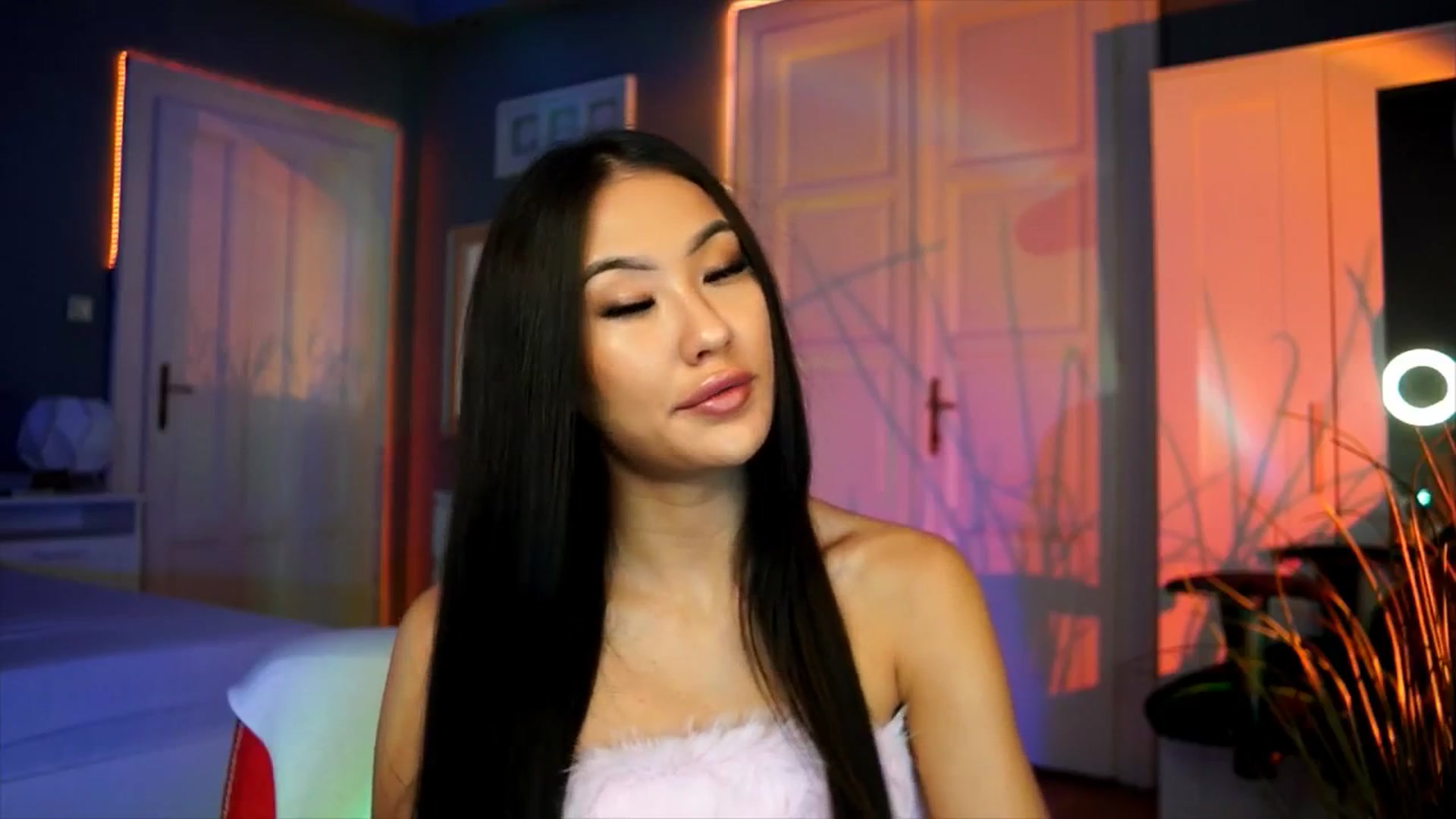 Gallery image thumbnail from MaiStream's myfreecams stream on, 11/20/2025, 18:15 image 13 of 20