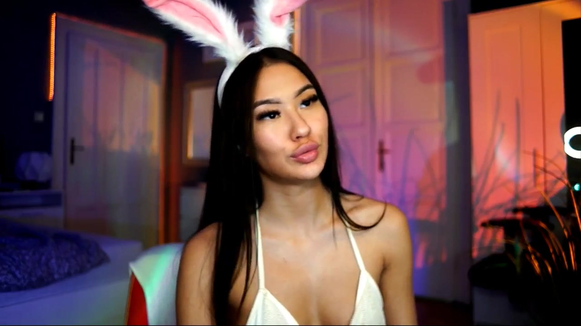 Gallery image thumbnail from MaiStream's myfreecams stream on, 11/22/2025, 18:46 image 2 of 20