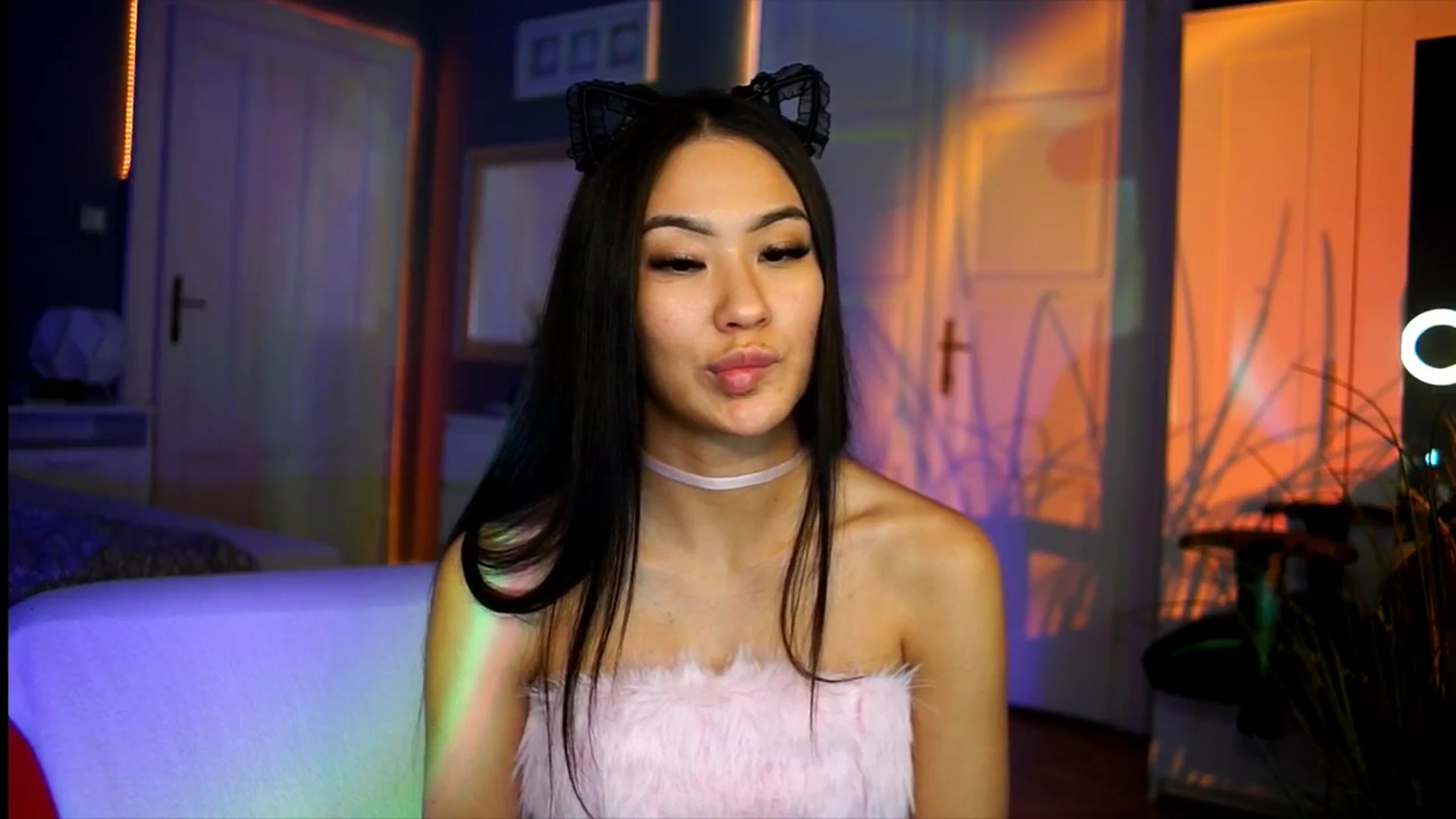 Gallery image thumbnail from MaiStream's myfreecams stream on, 11/23/2025, 20:17 image 14 of 20