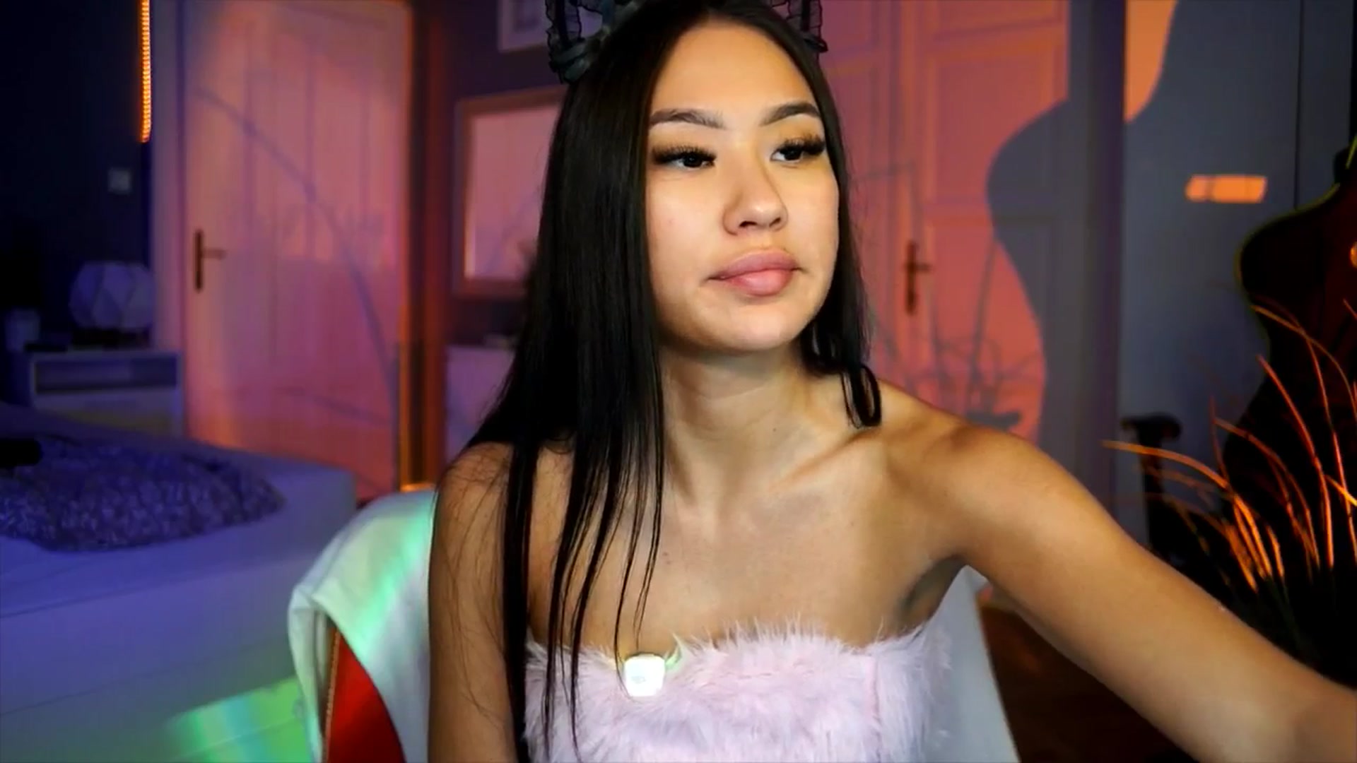 Gallery image thumbnail from MaiStream's myfreecams stream on, 11/23/2025, 21:24 image 12 of 20