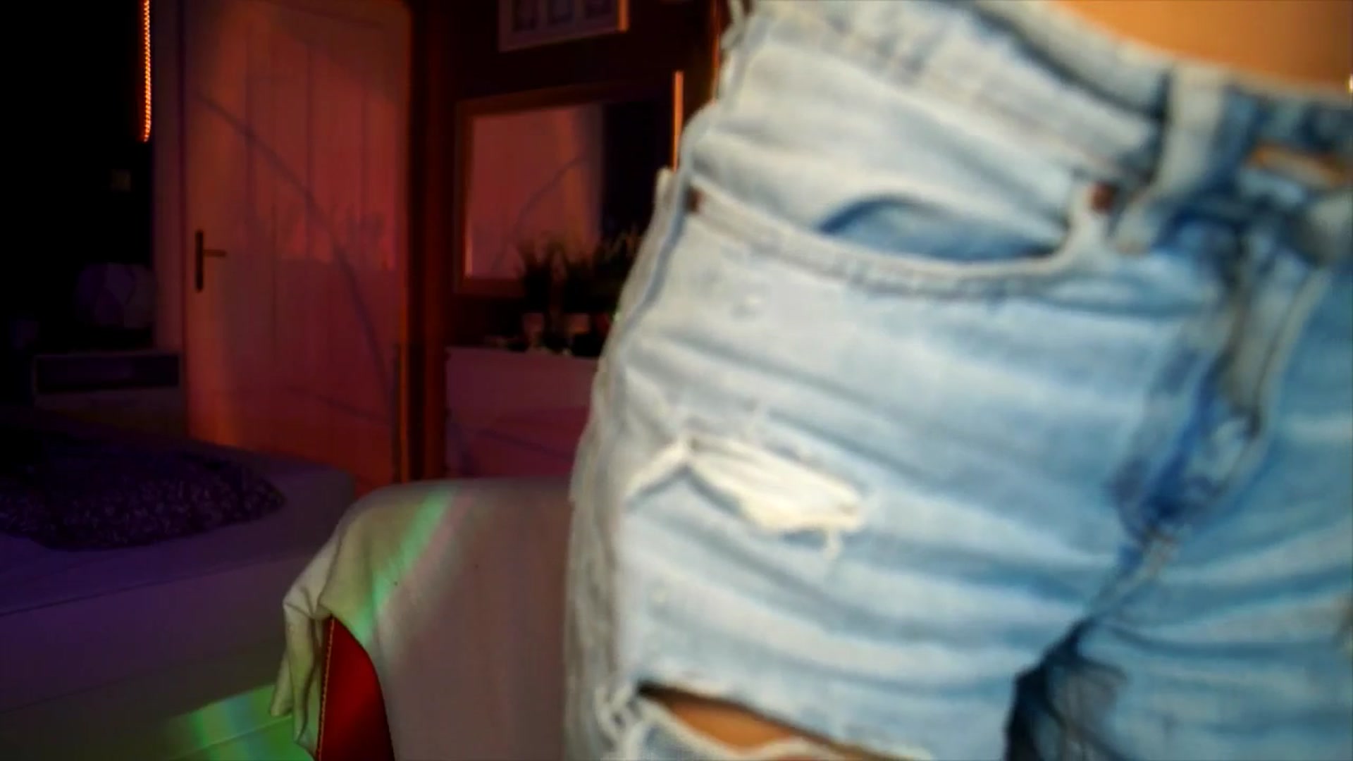 Gallery image thumbnail from MaiStream's myfreecams stream on, 11/23/2025, 21:24 image 18 of 20