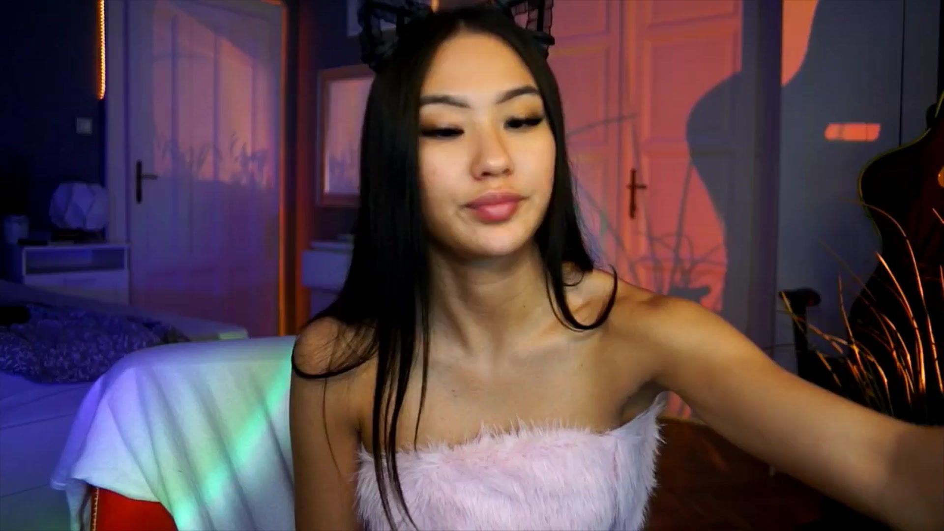 Gallery image thumbnail from MaiStream's myfreecams stream on, 11/23/2025, 23:09 image 1 of 20