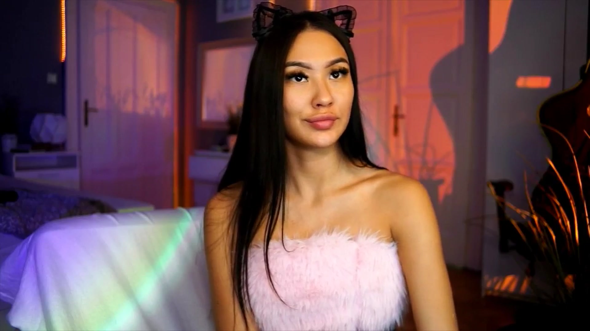 Gallery image thumbnail from MaiStream's myfreecams stream on, 11/23/2025, 23:43 image 7 of 20