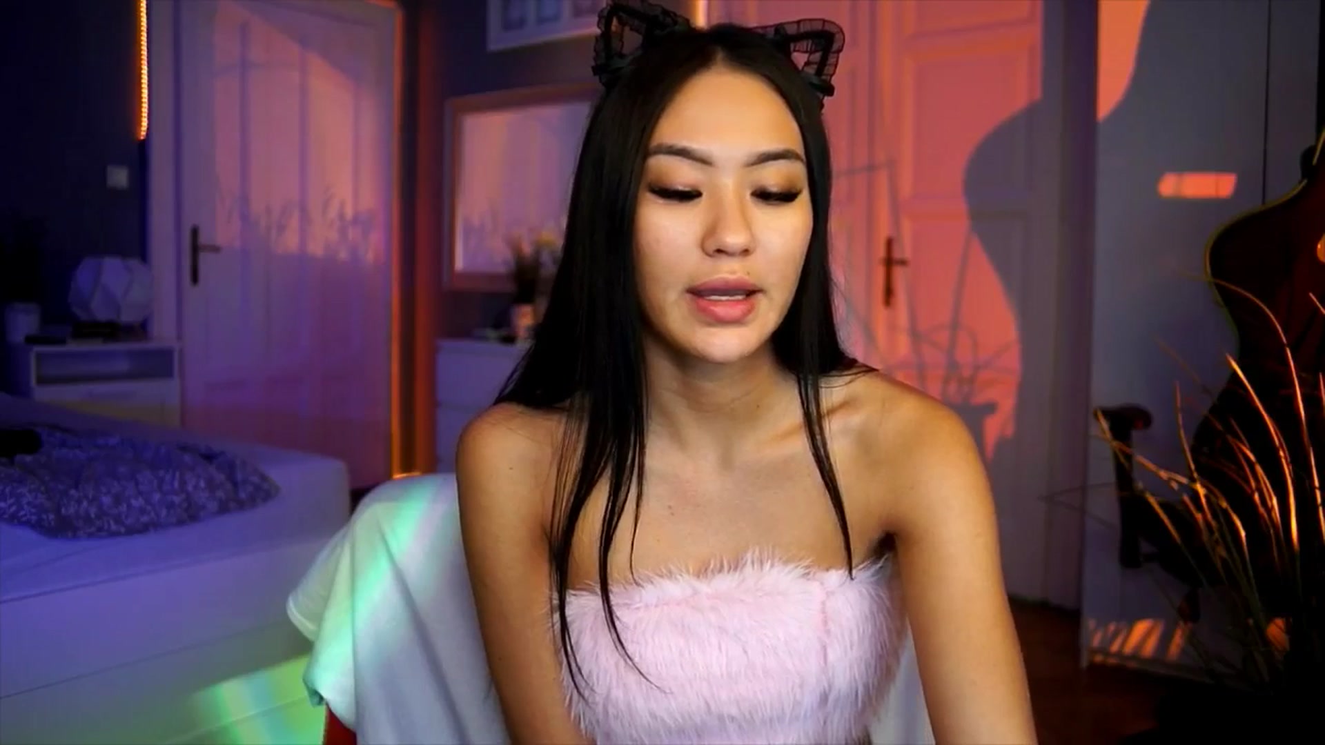 Gallery image thumbnail from MaiStream's myfreecams stream on, 11/24/2025, 24:13 image 19 of 20