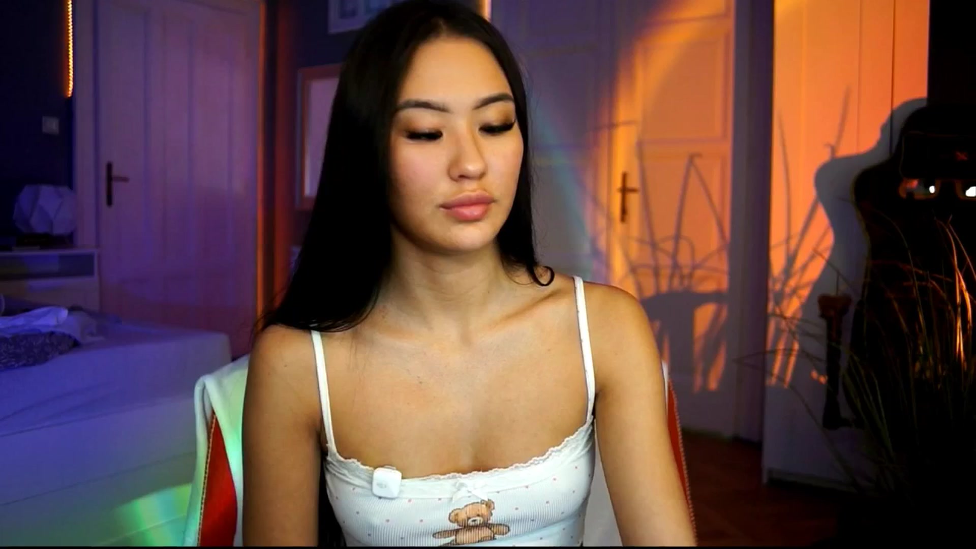 Gallery image thumbnail from MaiStream's myfreecams stream on, 11/24/2025, 19:11 image 5 of 20