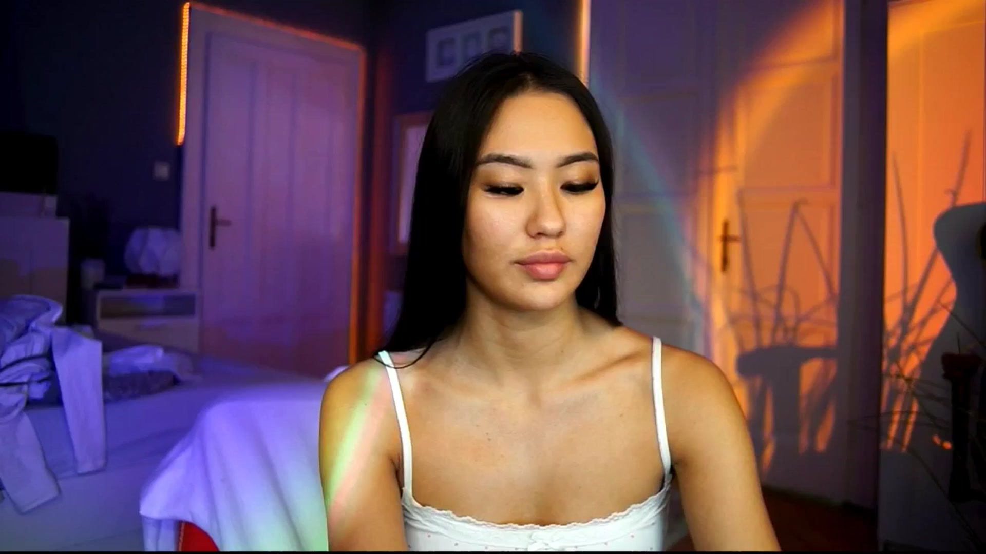 Gallery image thumbnail from MaiStream's myfreecams stream on, 11/25/2025, 24:21 image 17 of 20