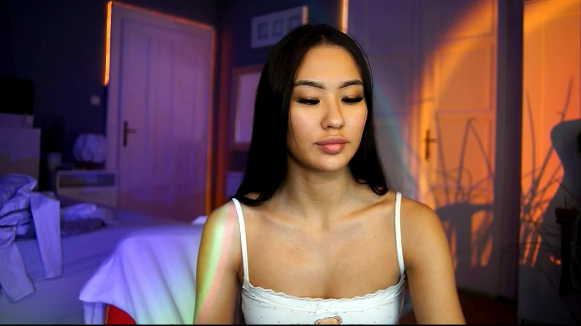 Gallery image thumbnail from MaiStream's myfreecams stream on, 11/25/2025, 24:21 image 4 of 20