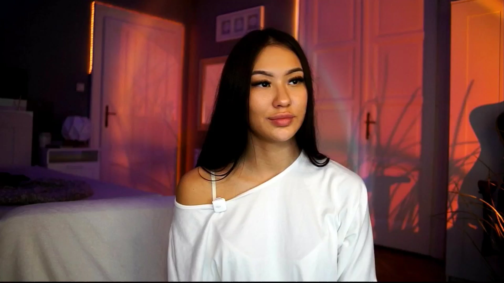 Gallery image thumbnail from MaiStream's myfreecams stream on, 11/25/2025, 21:57 image 16 of 20