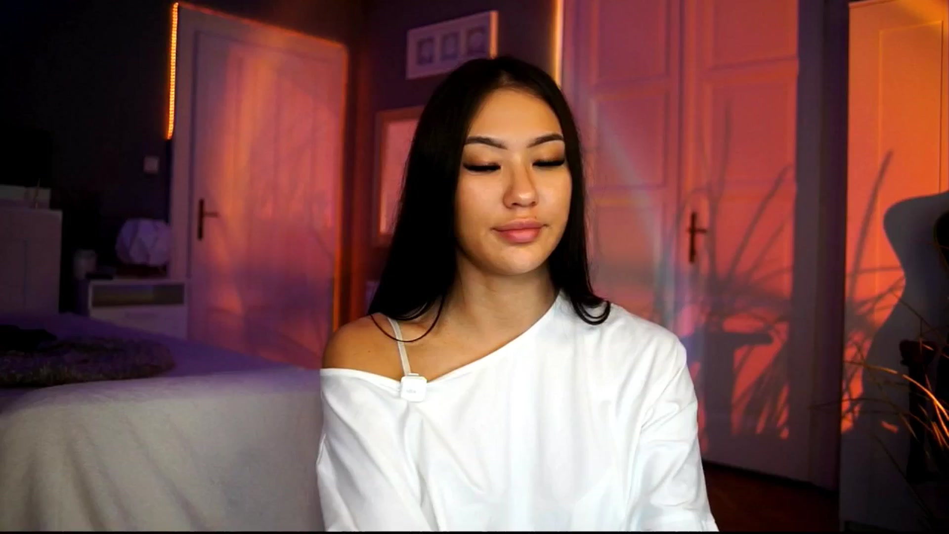 Gallery image thumbnail from MaiStream's myfreecams stream on, 11/25/2025, 21:57 image 18 of 20