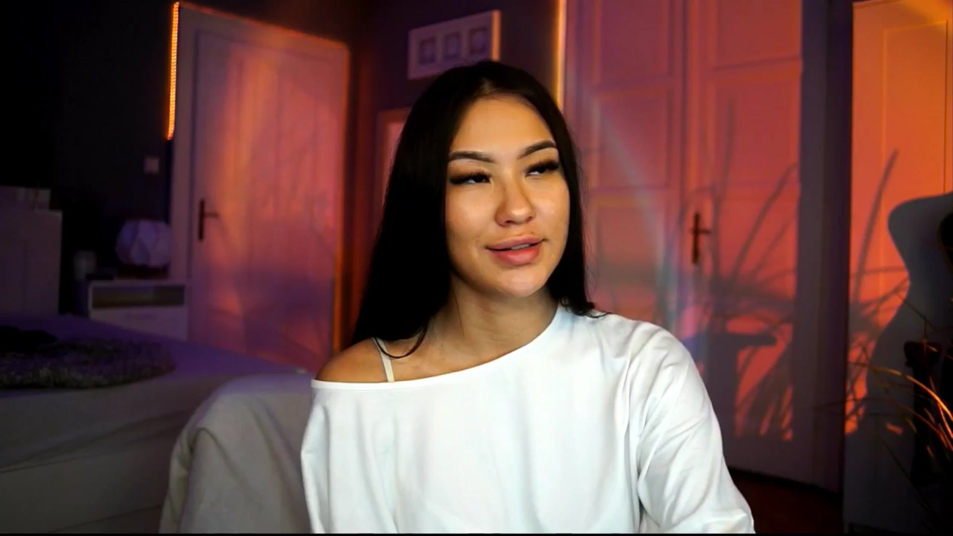 Gallery image thumbnail from MaiStream's myfreecams stream on, 11/25/2025, 23:42 image 2 of 20