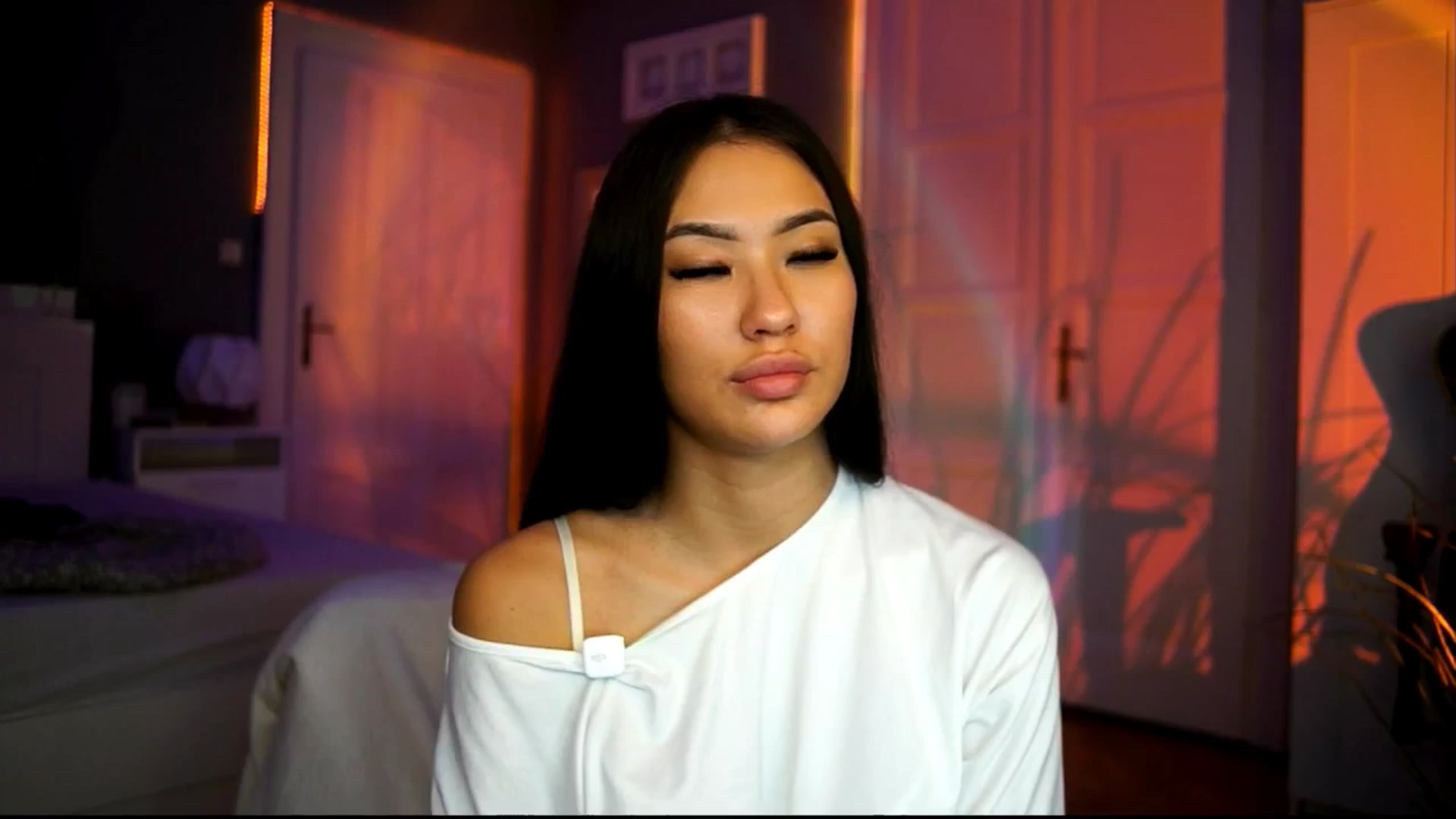Gallery image thumbnail from MaiStream's myfreecams stream on, 11/25/2025, 23:42 image 9 of 20