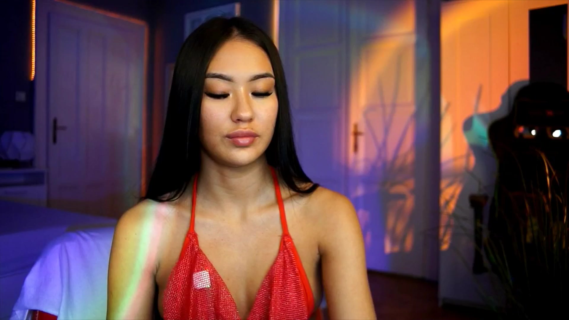 Gallery image thumbnail from MaiStream's myfreecams stream on, 11/30/2025, 03:37 image 18 of 20