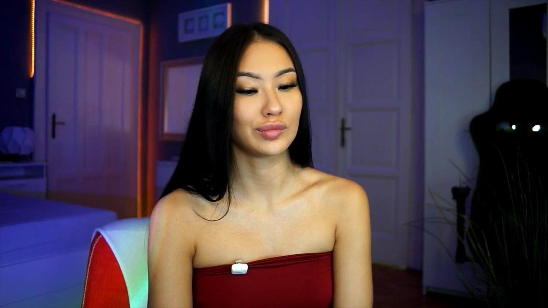 Gallery image thumbnail from MaiStream's myfreecams stream on, 11/30/2025, 19:43 image 18 of 20