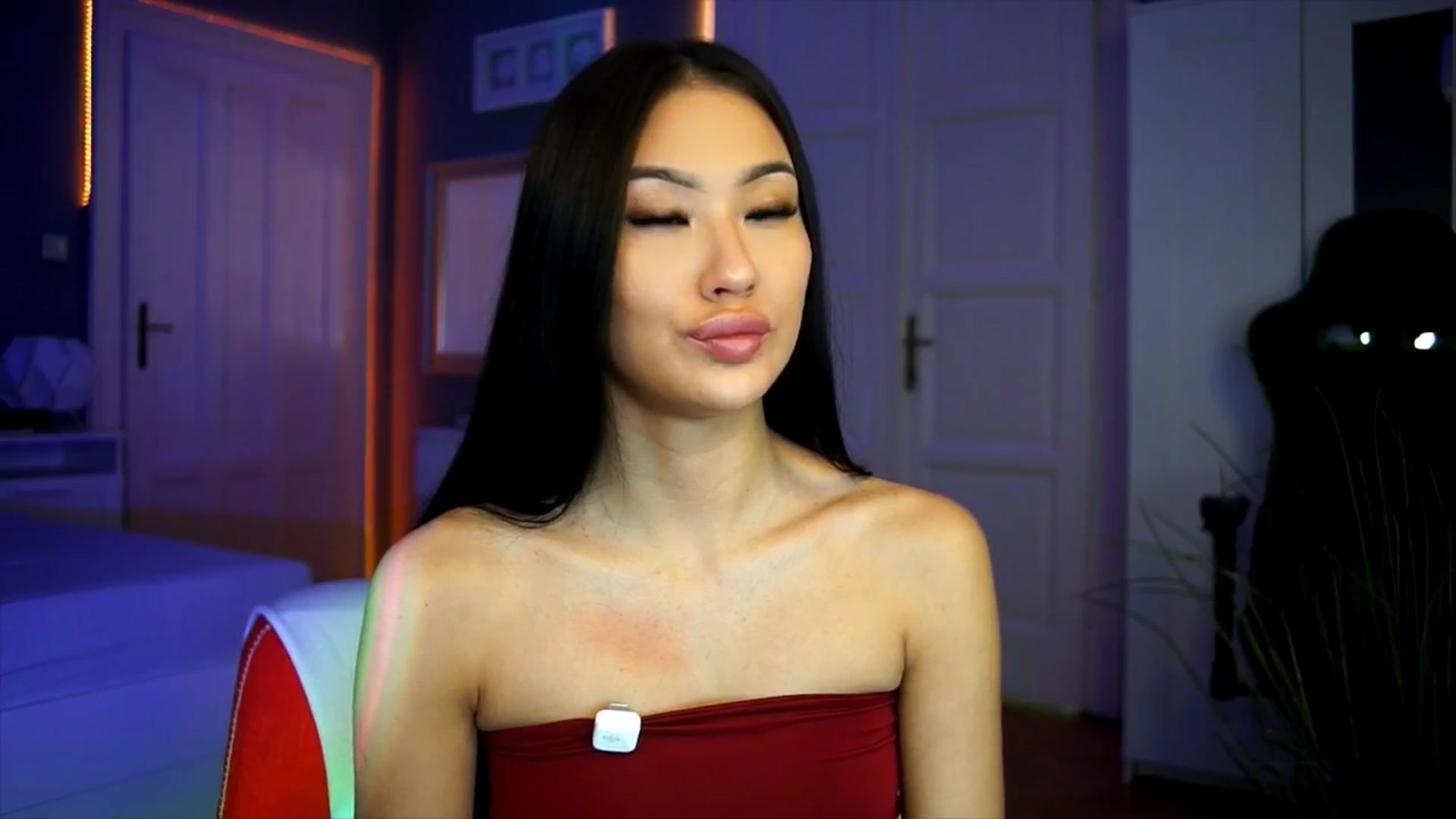 Gallery image thumbnail from MaiStream's myfreecams stream on, 11/30/2025, 19:43 image 8 of 20
