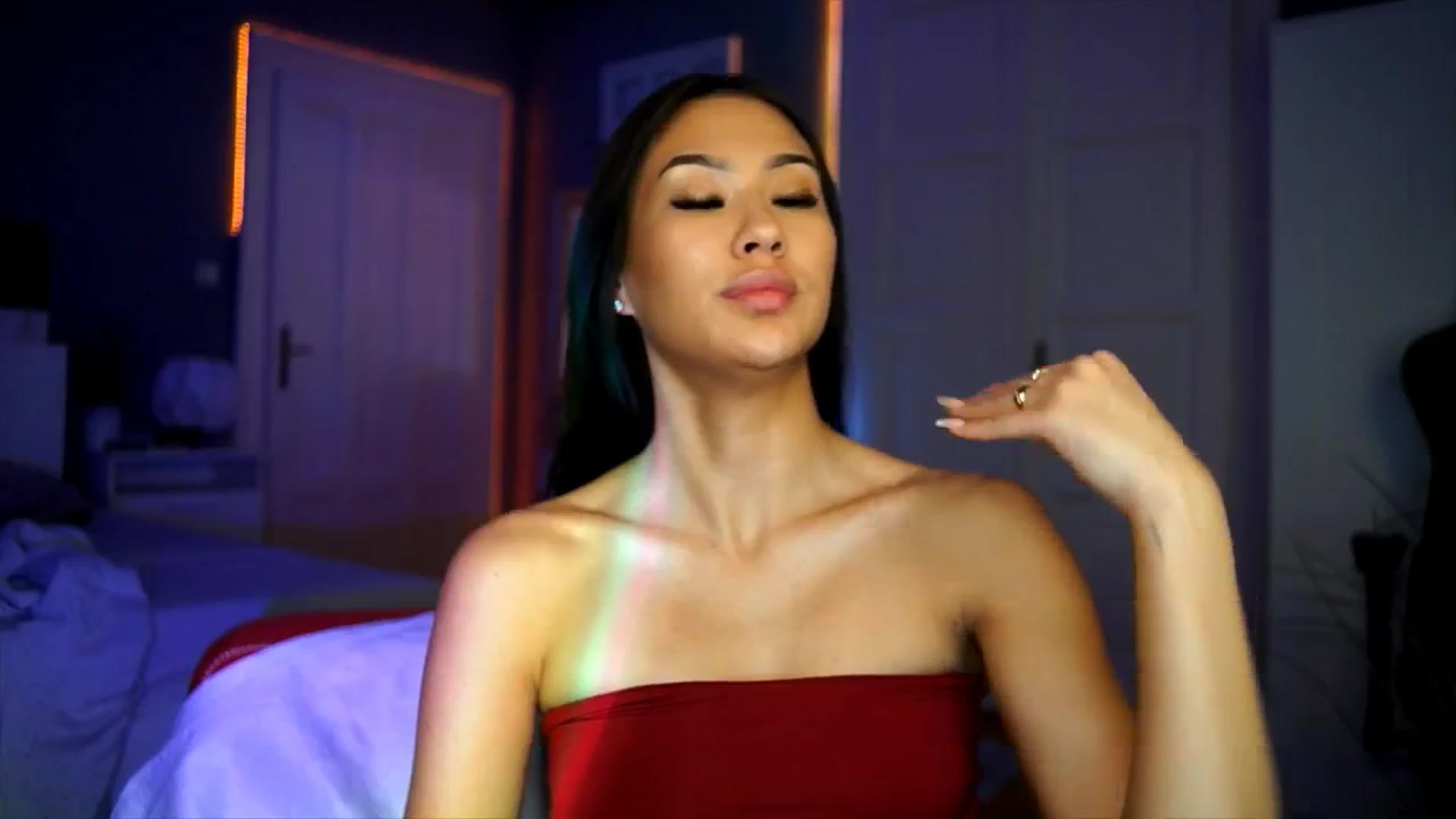 Gallery image thumbnail from MaiStream's myfreecams stream on, 12/01/2025, 01:07 image 8 of 20