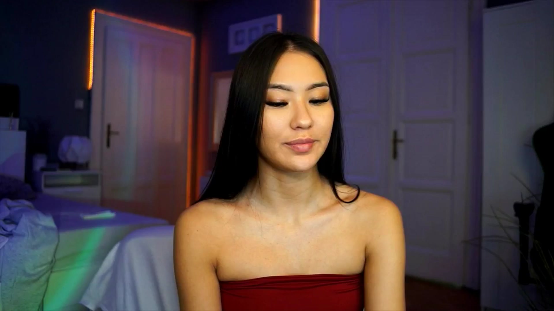 Gallery image thumbnail from MaiStream's myfreecams stream on, 12/01/2025, 02:52 image 1 of 20