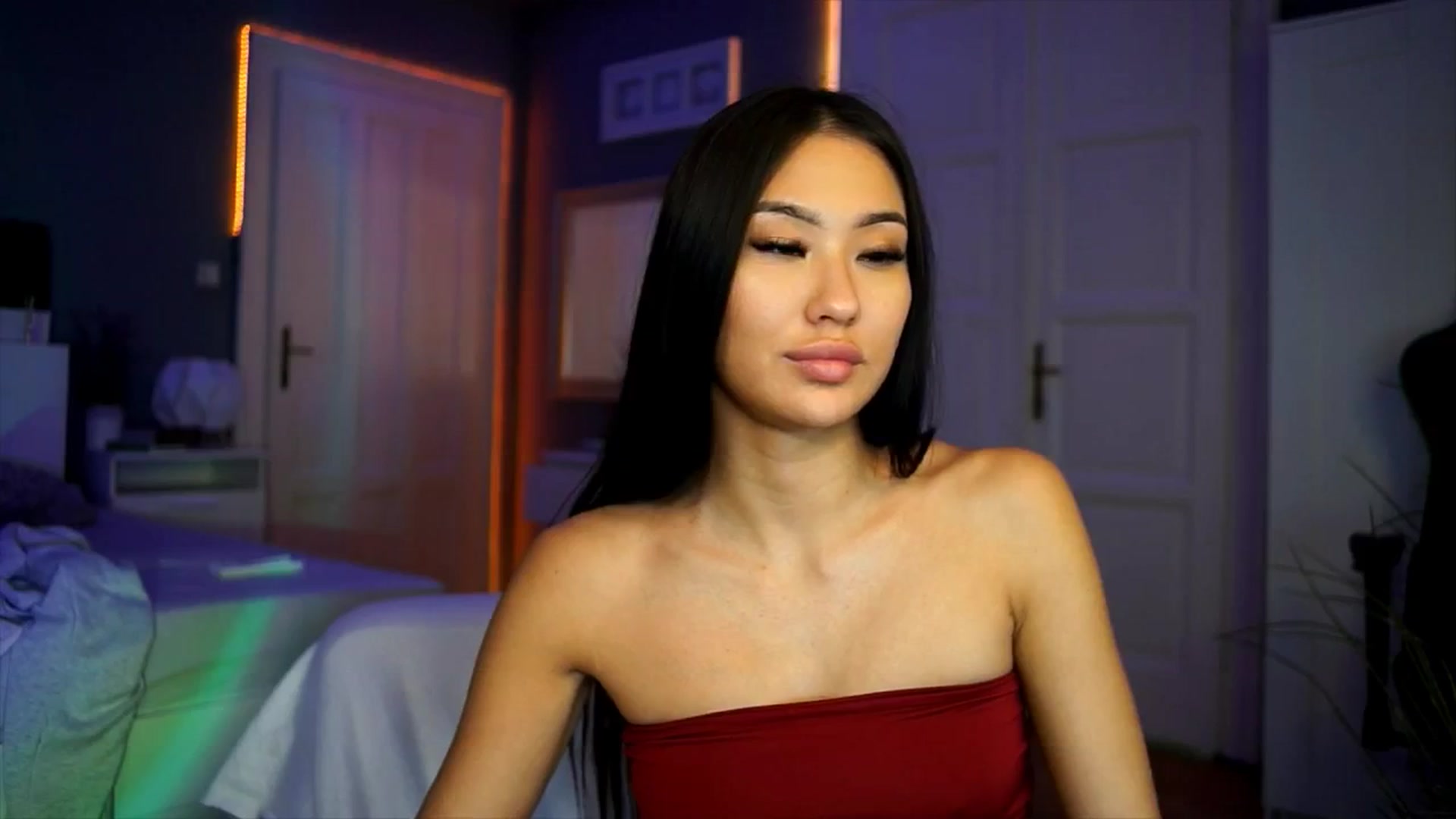 Gallery image thumbnail from MaiStream's myfreecams stream on, 12/01/2025, 02:52 image 18 of 20