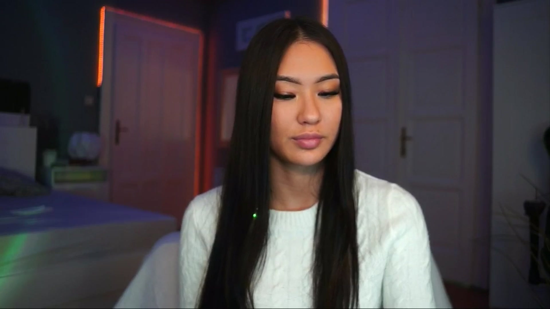 Gallery image thumbnail from MaiStream's myfreecams stream on, 12/03/2025, 20:51 image 3 of 20