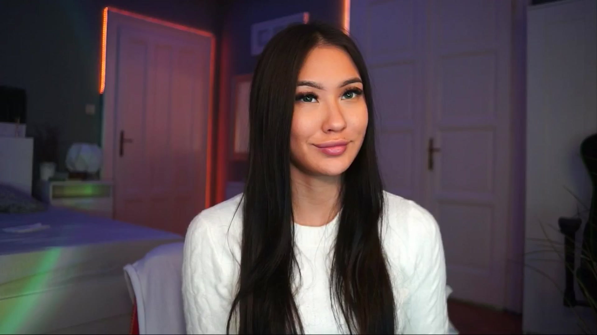 Gallery image thumbnail from MaiStream's myfreecams stream on, 12/03/2025, 23:04 image 1 of 20