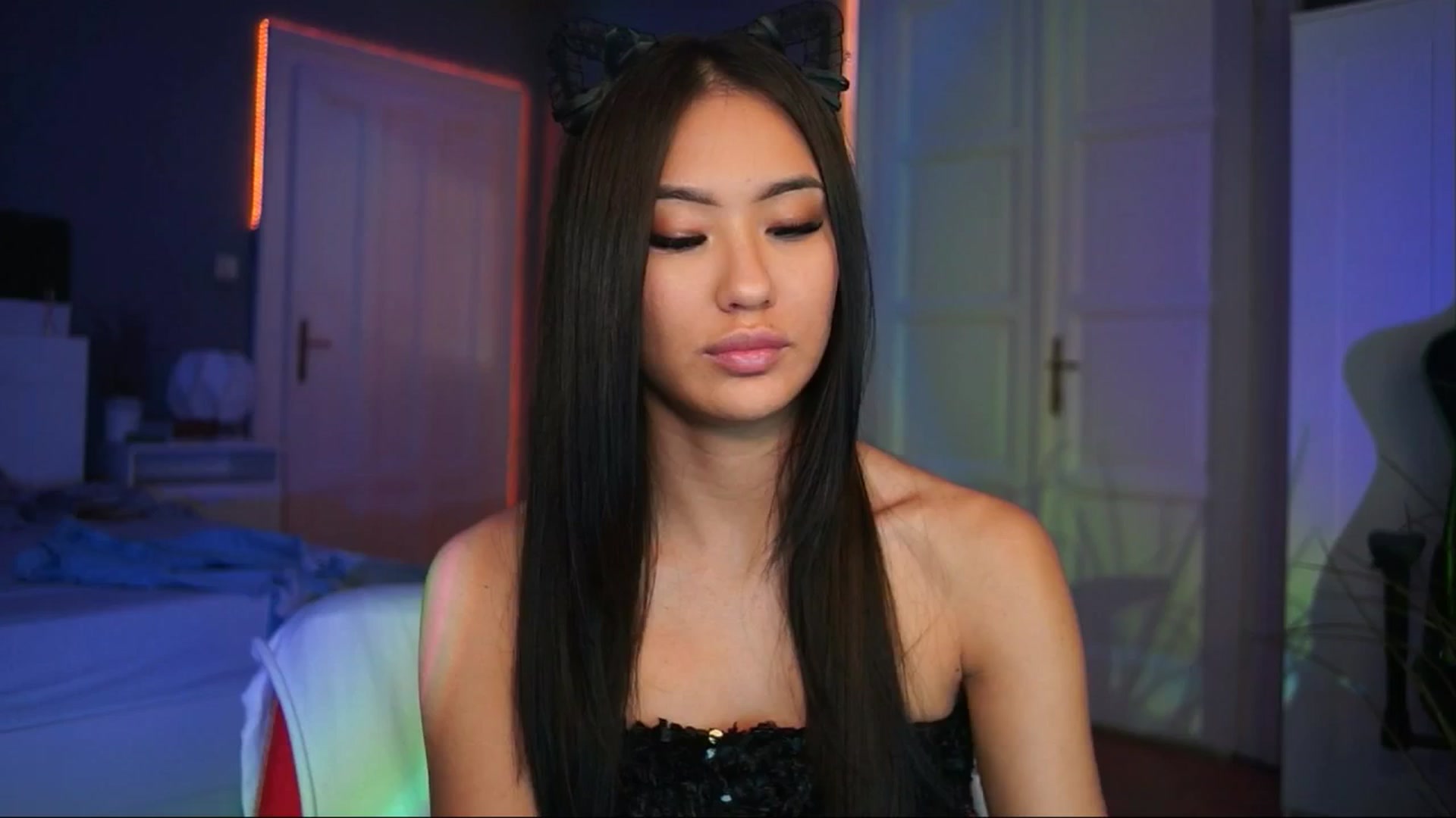 Gallery image thumbnail from MaiStream's myfreecams stream on, 12/04/2025, 22:26 image 12 of 20