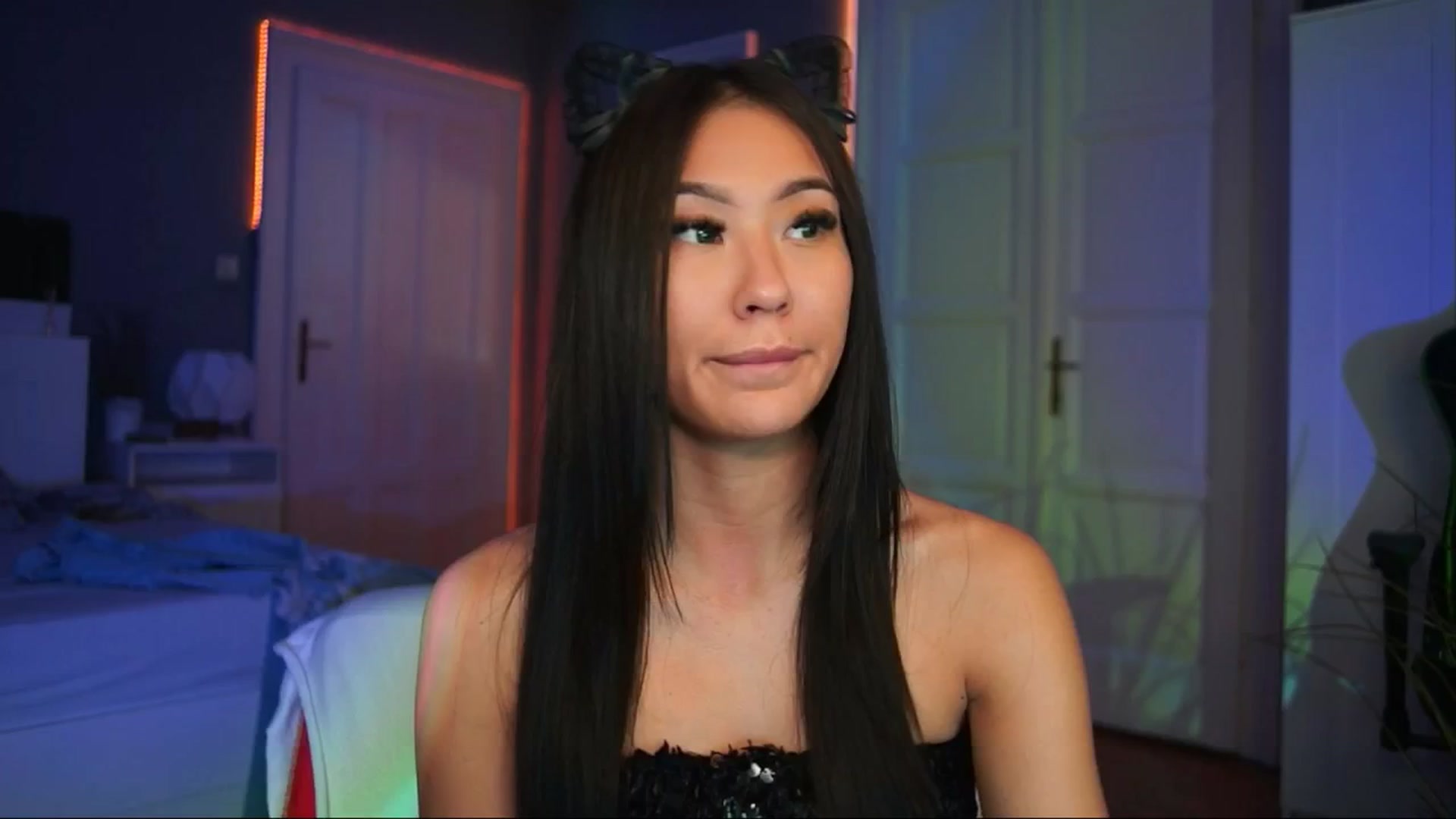 Gallery image thumbnail from MaiStream's myfreecams stream on, 12/04/2025, 22:53 image 1 of 20