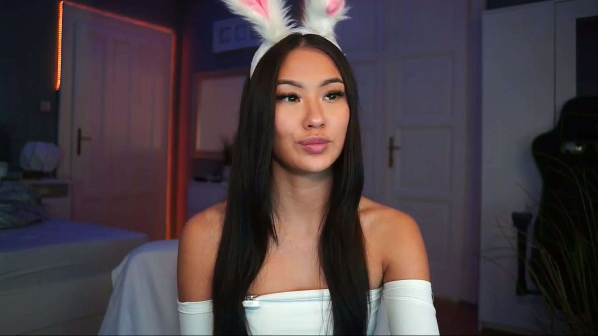 Gallery image thumbnail from MaiStream's myfreecams stream on, 12/06/2025, 19:46 image 20 of 20