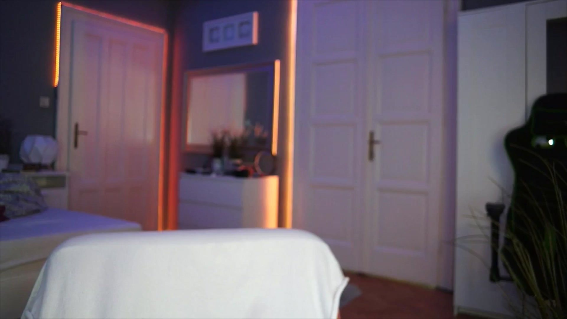 Gallery image thumbnail from MaiStream's myfreecams stream on, 12/06/2025, 22:36 image 17 of 20